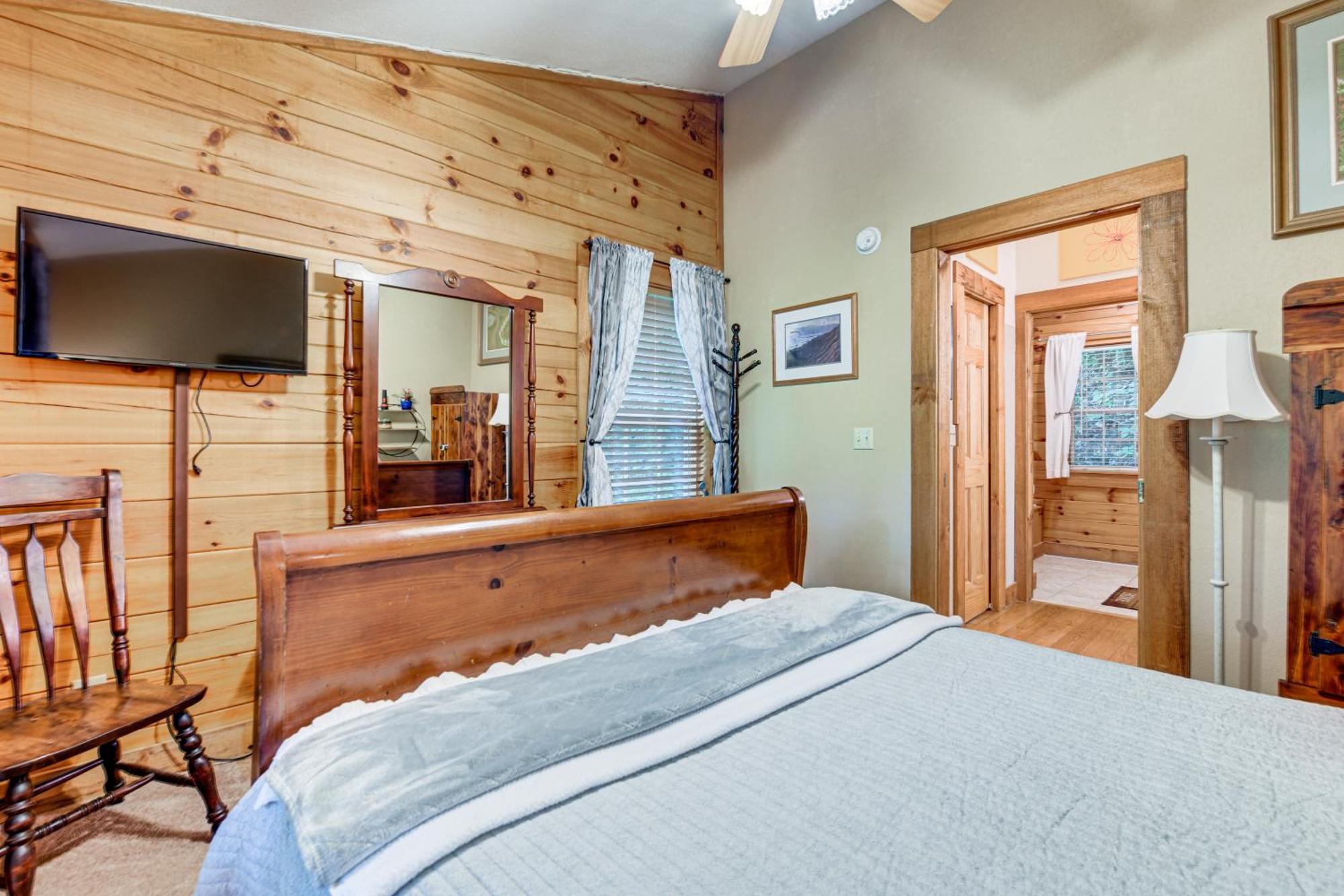 Serene Maggie Valley Retreat With Deck And Hot Tub! Dış mekan fotoğraf